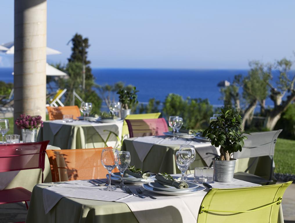Leivatho Hotel Svoronata Buitenkant foto